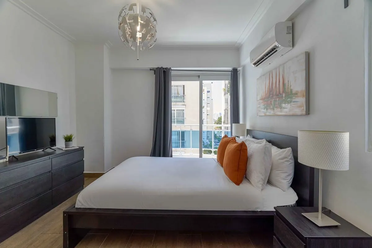 Apartments at Central Park Tower – 12