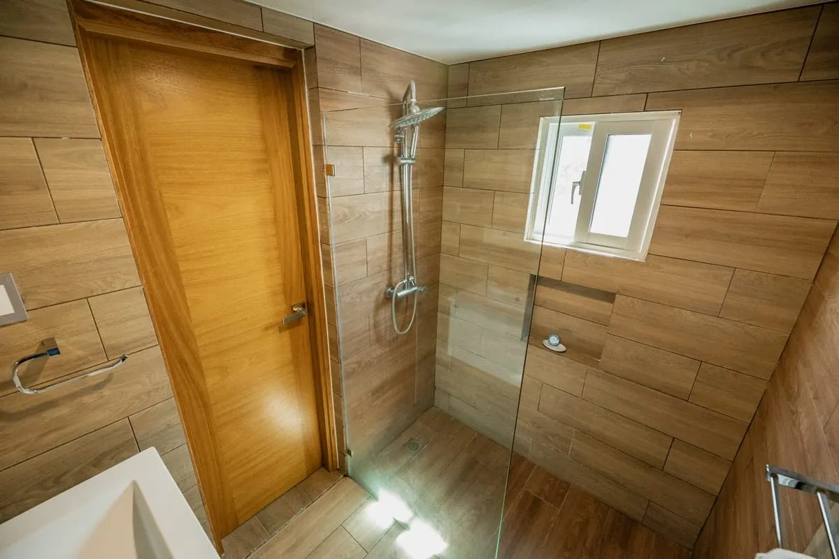 Apartamento VIP Luxury Rooftop Penthouse & Jacuzzi – 3
